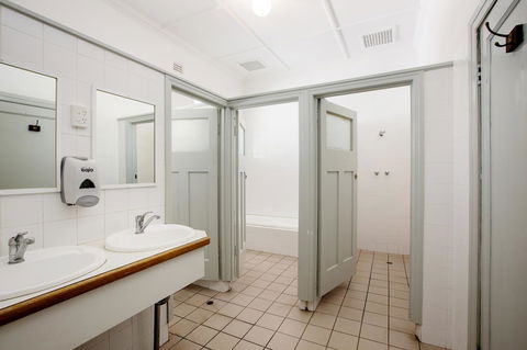 Captain Stirling Hotel - Surfers Paradise Gold Coast 10