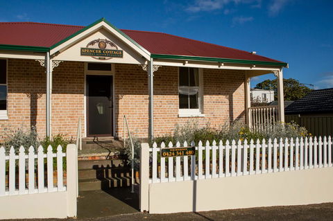 Spencer Cottage - Surfers Paradise Gold Coast 10
