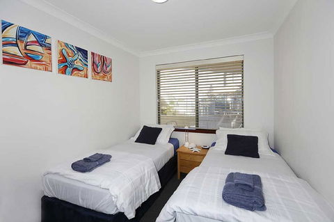 Beachfront @ Scarbs - Surfers Paradise Gold Coast 8