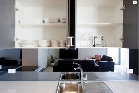 Adele's Luxury South Beach Apartment With King Bed - Surfers Paradise Gold Coast 14