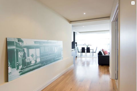 Adele's Luxury South Beach Apartment With King Bed - Surfers Paradise Gold Coast 11