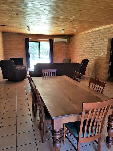 Turner Brook Chalet - Surfers Paradise Gold Coast 10