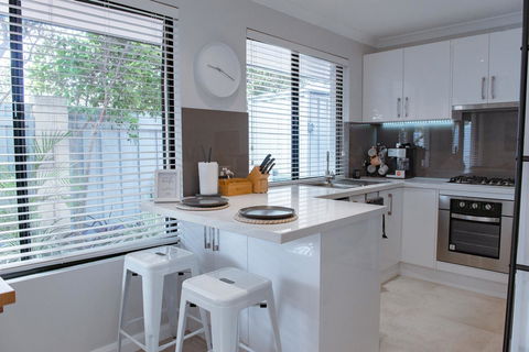 Mindarie Retreat - Surfers Paradise Gold Coast 3
