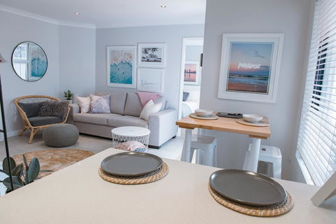 Mindarie Retreat - Surfers Paradise Gold Coast 1