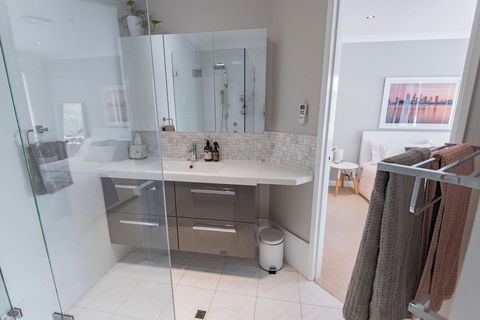 Mindarie Retreat - Surfers Paradise Gold Coast 6
