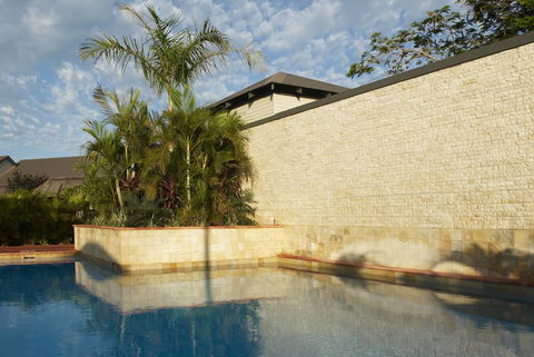 Mantra Frangipani Broome - Surfers Paradise Gold Coast 32