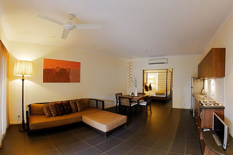 Mantra Frangipani Broome - Surfers Paradise Gold Coast 2