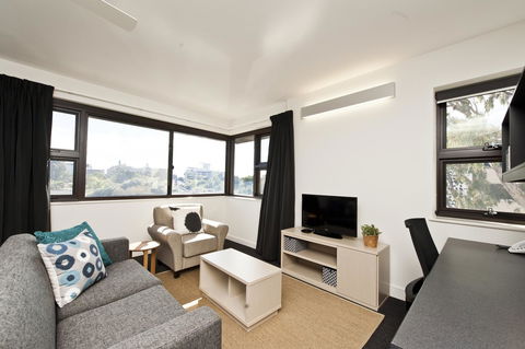 St Catherine\'s On Park - Surfers Paradise Gold Coast 17