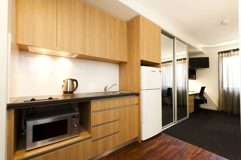 St Catherine\'s On Park - Surfers Paradise Gold Coast 5