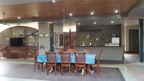 Minyirr Retreat - Surfers Paradise Gold Coast 2