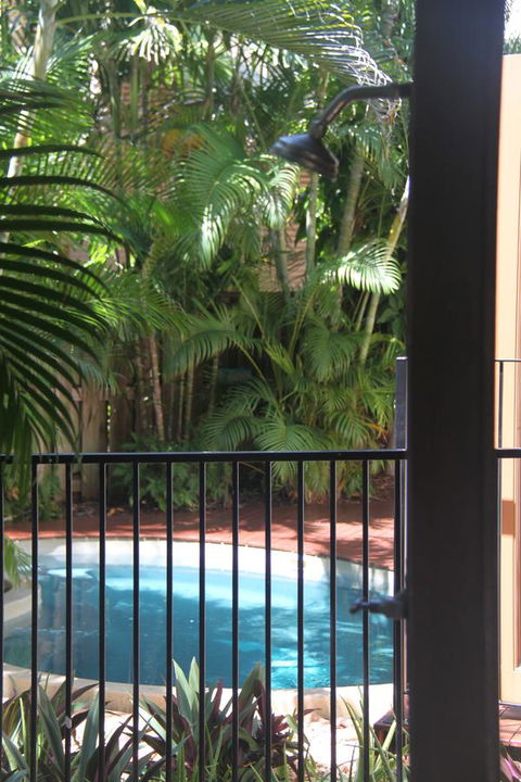 Beach House On Fox - Surfers Paradise Gold Coast 16