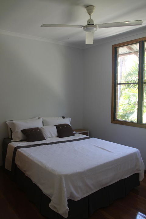 Beach House On Fox - Surfers Paradise Gold Coast 8