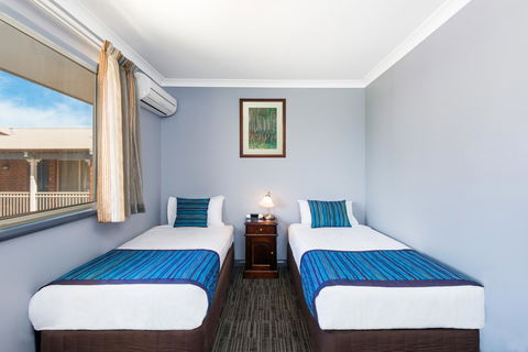 Quest Yelverton Kalgoorlie - Surfers Paradise Gold Coast 23