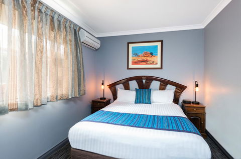Quest Yelverton Kalgoorlie - Surfers Paradise Gold Coast 30