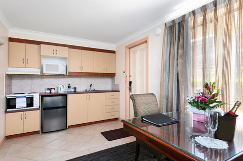 Quest Yelverton Kalgoorlie - Surfers Paradise Gold Coast 15