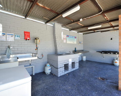 Mandurah Coastal Holiday Park - Surfers Paradise Gold Coast 38