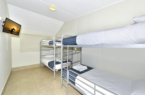 Mandurah Coastal Holiday Park - Surfers Paradise Gold Coast 13