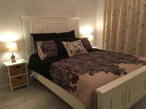 Applegate Lane Chalet - Surfers Paradise Gold Coast 8