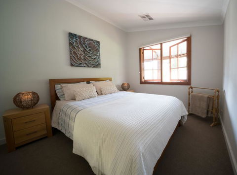 The Farmhouse - Surfers Paradise Gold Coast 6