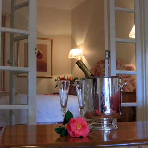 Two Sisters Chalets - Surfers Paradise Gold Coast 26