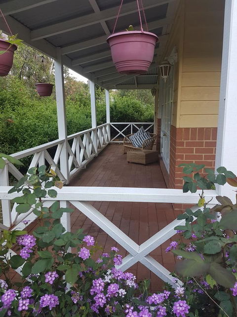 Two Sisters Chalets - Surfers Paradise Gold Coast 10