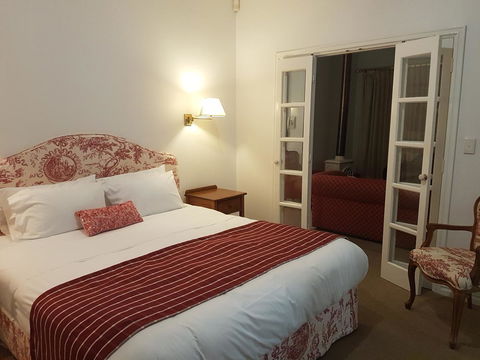 Two Sisters Chalets - Surfers Paradise Gold Coast 8