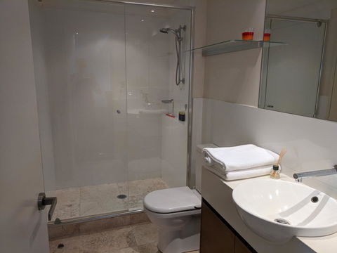 Riverside Retreat - Surfers Paradise Gold Coast 11