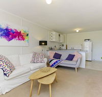 SEA BREEZE  between Cottesloe Beach  Swan River - Surfers Paradise Gold Coast