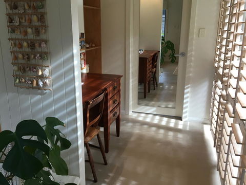 DESIGNER'S STUDIO - Surfers Paradise Gold Coast 10
