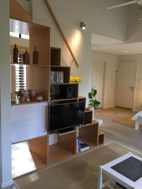 DESIGNER'S STUDIO - Surfers Paradise Gold Coast 9