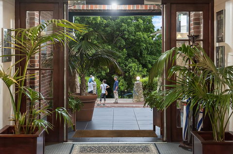 Caves House Hotel & Apartments Yallingup - Surfers Paradise Gold Coast 9