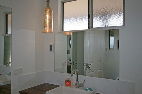 Bremer Bay B&B - Surfers Paradise Gold Coast 15