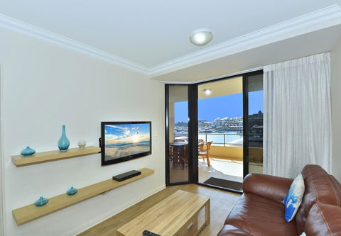Dolphin Quay Apartments - Surfers Paradise Gold Coast 11