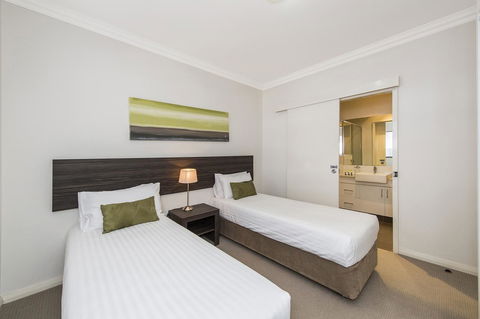 Dolphin Quay Apartments - Surfers Paradise Gold Coast 44