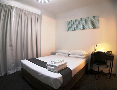 Criterion Hotel Perth - Surfers Paradise Gold Coast 4