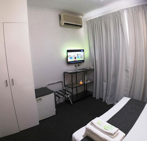 Criterion Hotel Perth - Surfers Paradise Gold Coast 10