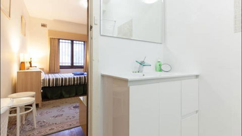 Broadway Apartments - Surfers Paradise Gold Coast 5