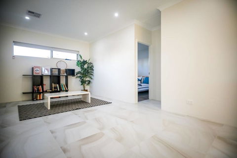VIP Stays - Villa De Burswood Luxury 3BR Suite W/ King Bed FREE WIFI - Surfers Paradise Gold Coast 13