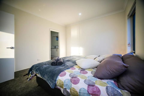 VIP Stays - Villa De Burswood Luxury 3BR Suite W/ King Bed FREE WIFI - Surfers Paradise Gold Coast 15