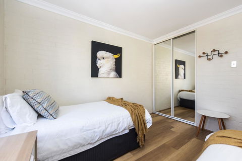 Subiaco Village - 34 - Surfers Paradise Gold Coast 9