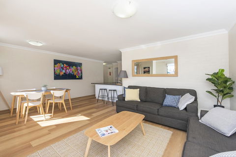 Subiaco Village - 34 - Surfers Paradise Gold Coast 2