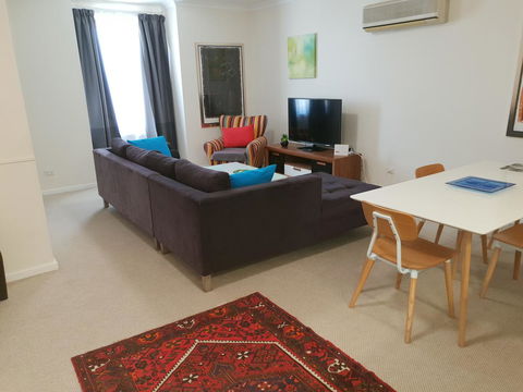 Superb 2 BR East Perth Riverside Apartment Location Comfort And Space 45 - Surfers Paradise Gold Coast 6