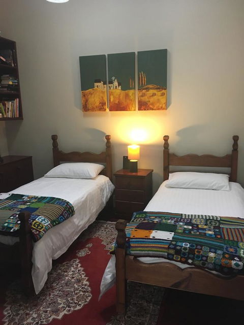 Rowley House - Surfers Paradise Gold Coast 11