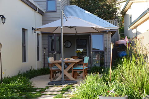 Rowley House - Surfers Paradise Gold Coast 7