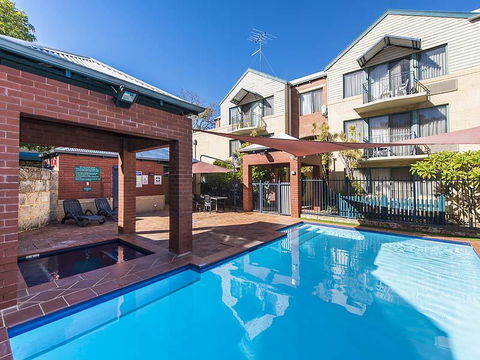 Subiaco Village 28 - Surfers Paradise Gold Coast 19