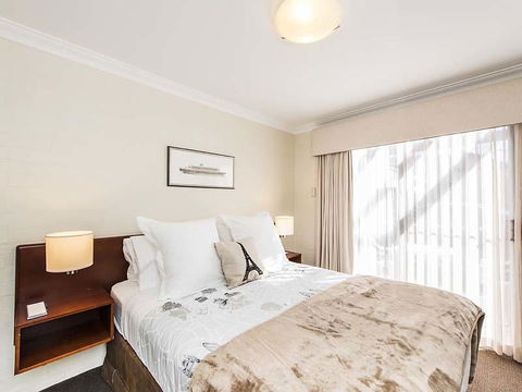 Subiaco Village 28 - Surfers Paradise Gold Coast 8
