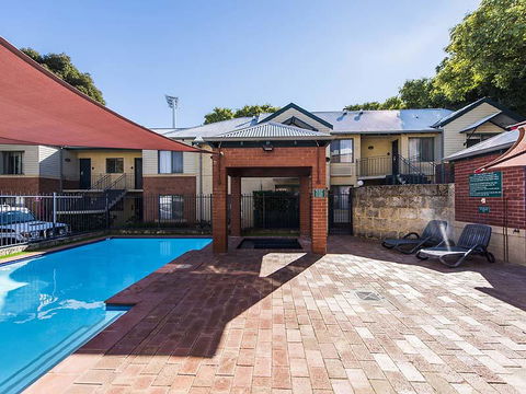 Subiaco Village 28 - Surfers Paradise Gold Coast 21