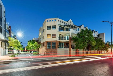 Subiaco Emporium Apartment - Surfers Paradise Gold Coast 0
