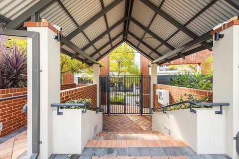 Subiaco Emporium Apartment - Surfers Paradise Gold Coast 22