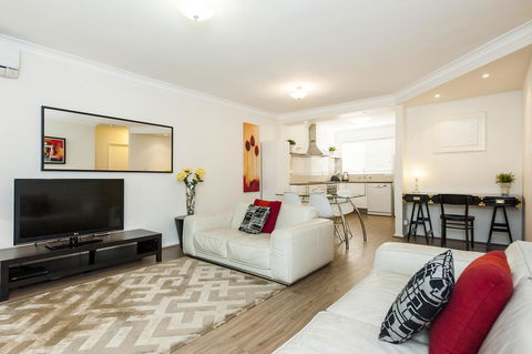 Forrest St - Surfers Paradise Gold Coast 0